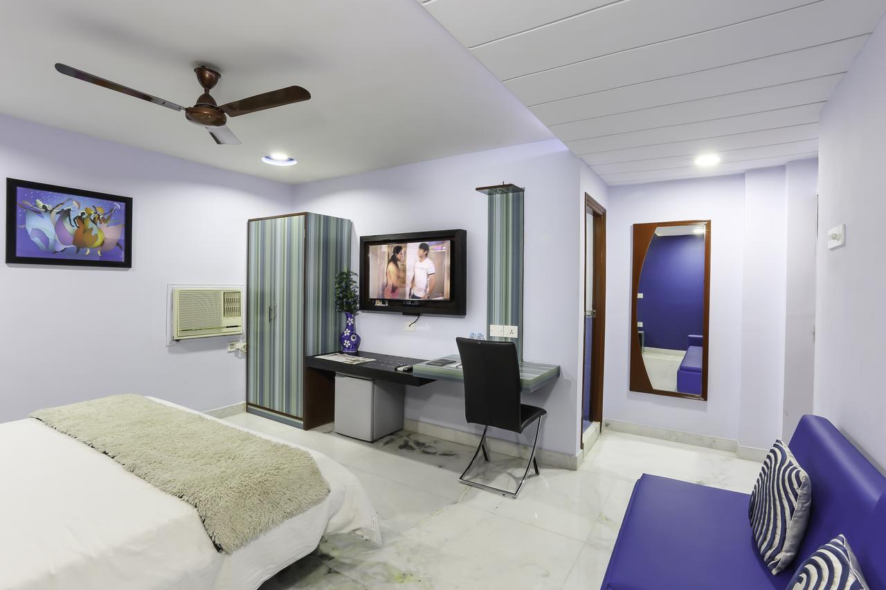 כלכותה Hotel Narayani Enclave מראה חיצוני תמונה