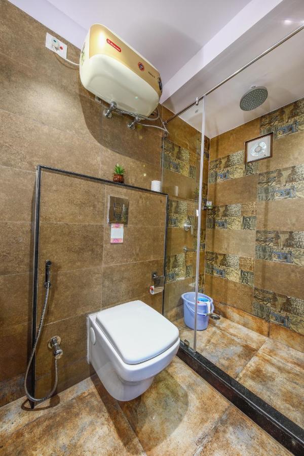 כלכותה Hotel Narayani Enclave מראה חיצוני תמונה