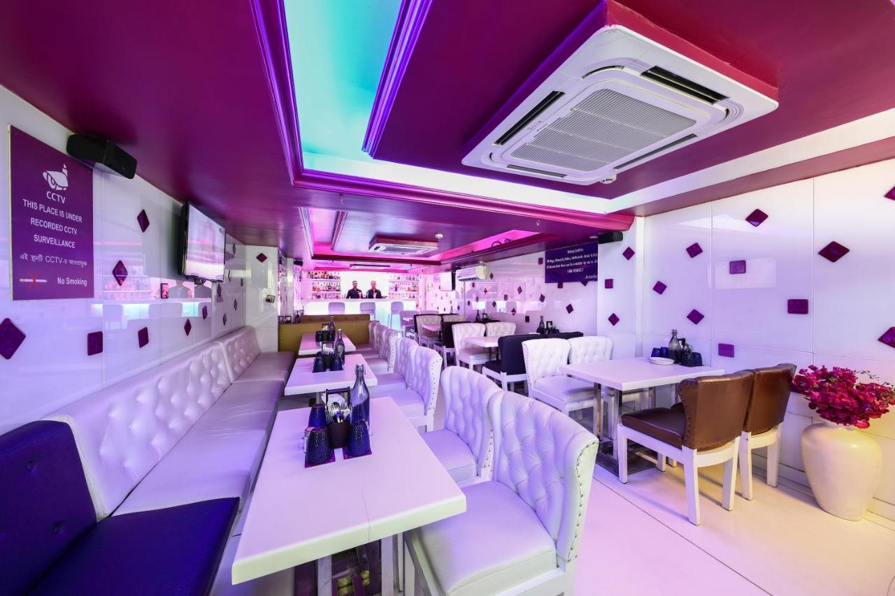 כלכותה Hotel Narayani Enclave מראה חיצוני תמונה
